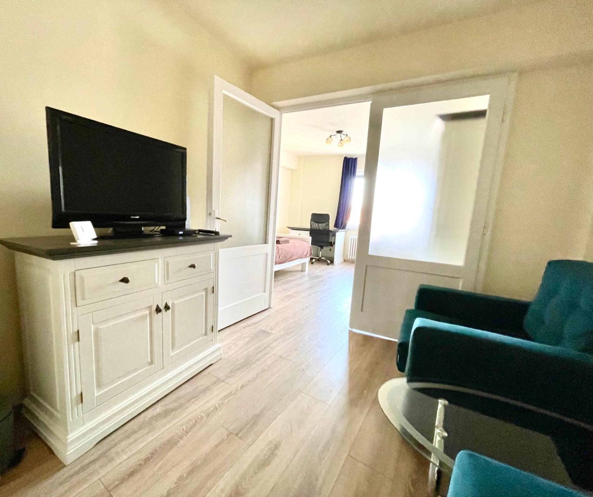 Cozy Central One Bedroom Cluj-Napoca Exterior foto